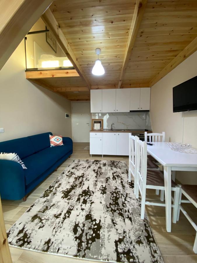 Appartamento Jon'S Duplex Tirana Esterno foto